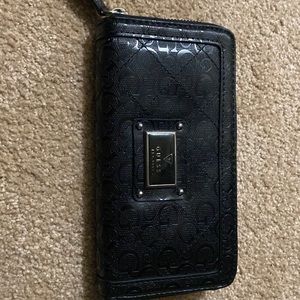 Guess wallet